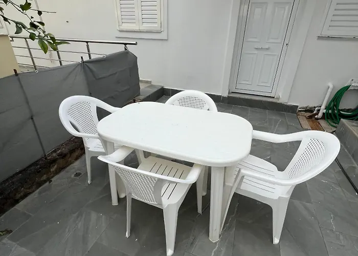 Blue View * Sarandë